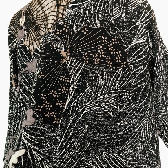 Citron Silk Floral Three Quarter Sleeve Tunic - Picture 13 of 16